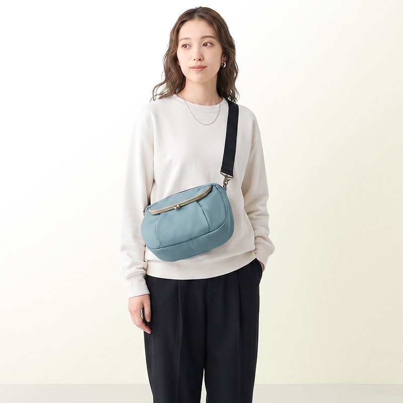 まろん　ハンドメイド　ちょっとそこまでショルダー　リアル青りんご がま口ショルダーバッグころんが定番化 | アヤノコウジ | JOINUS